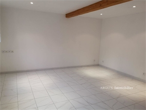 appartement à la location -   86700  COUHE, surface 49 m2 location appartement - APR694388